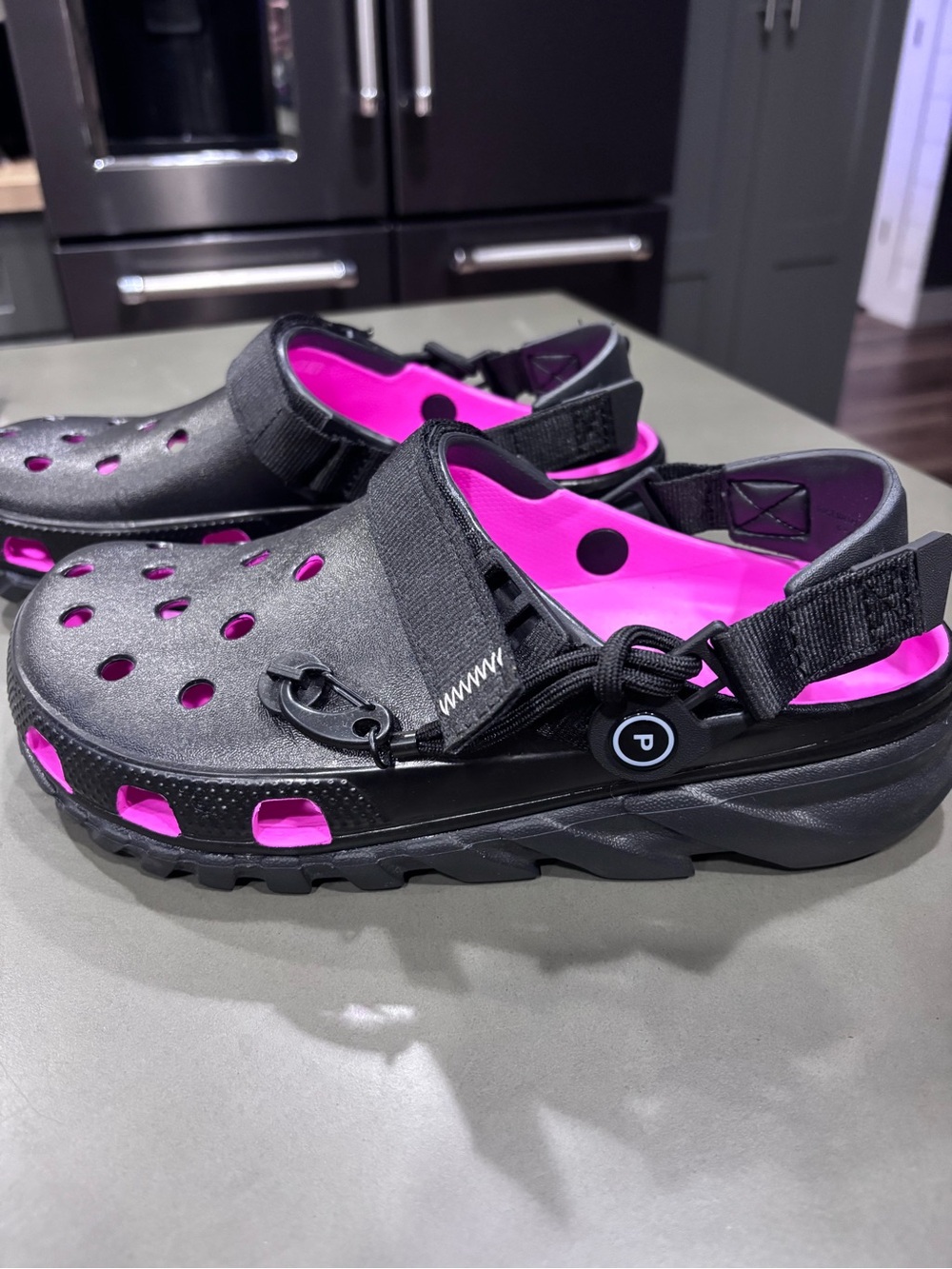 POST MALONE CROCS with Pink Innersole - Picture 2 of 4